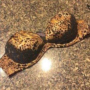 Victoria’s Secret Push-up Strapless Bra